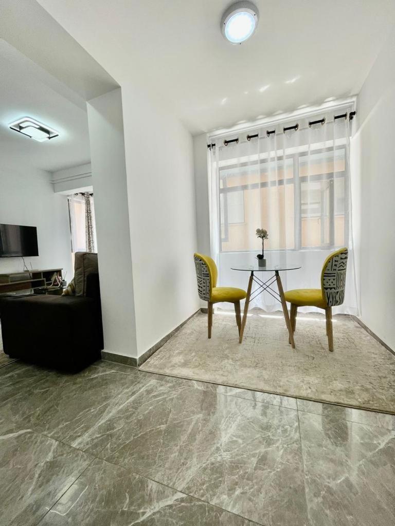 New Furnished 1 Bedroom