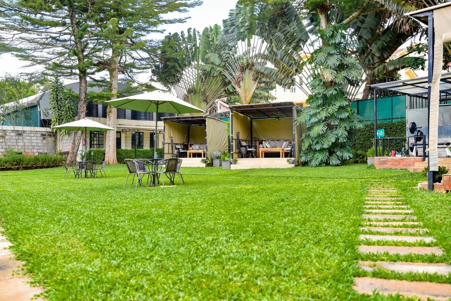 Cozy Stead Hotel