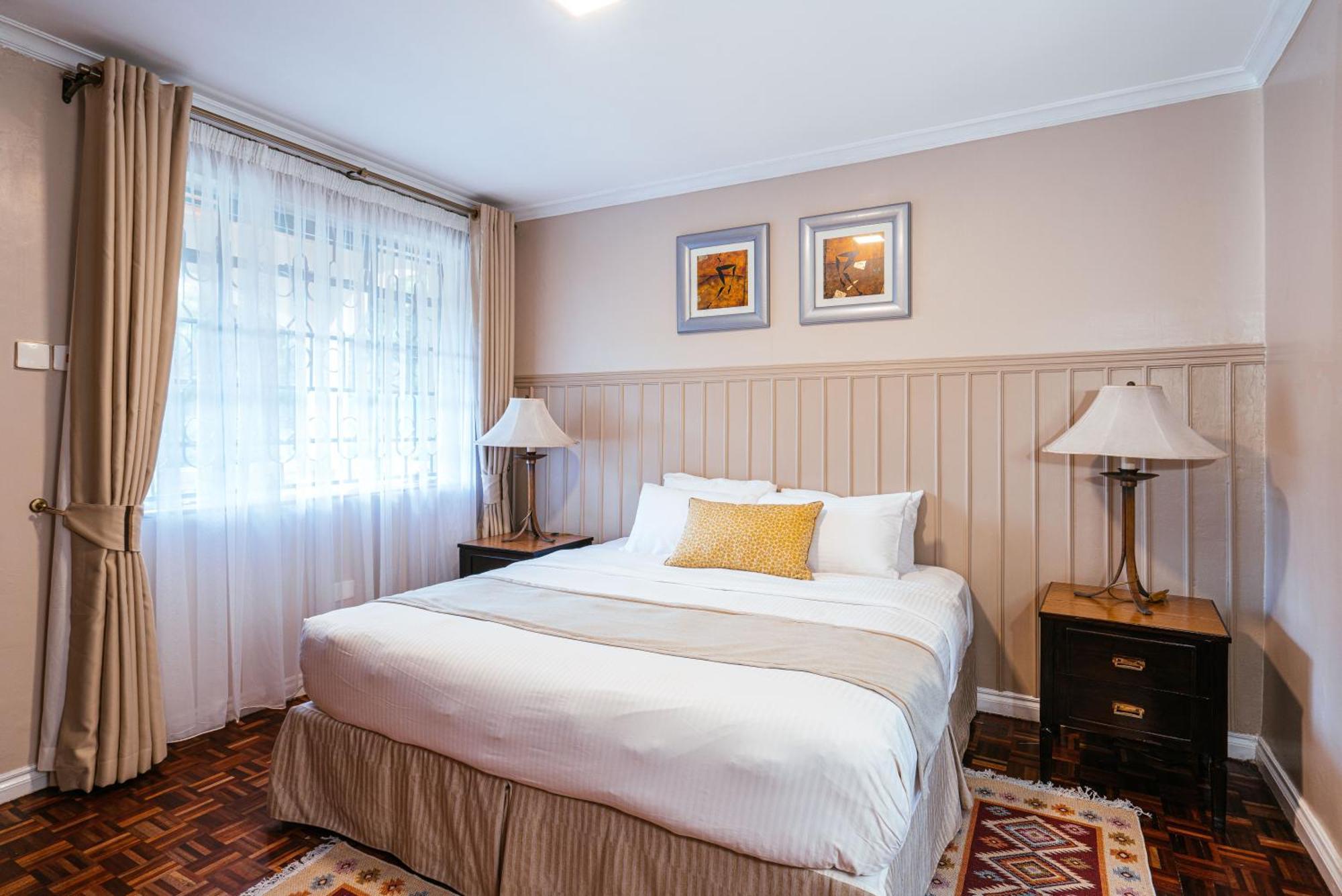 Cozy Stead Hotel