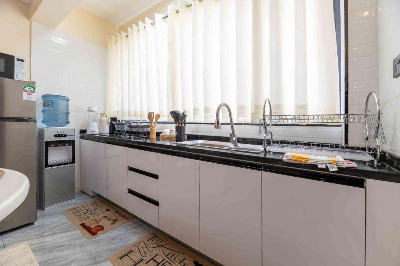 Beautiful One Bedroom With Swimming Pool Fully Equipped Gym Ample Parking Space And A Relaxing Rooftop With Breathtaking Views