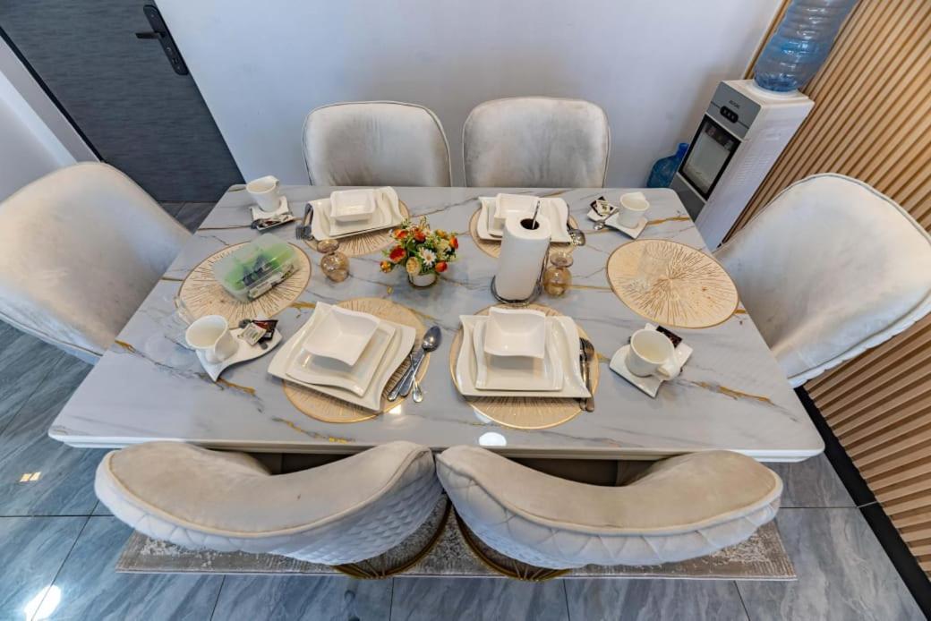 Spacious Executive Three Bedroom With Breathtaking Views Swimming Pool Well Equipped Gym Children Playground And Ample Parking Space Apartment Nairobi