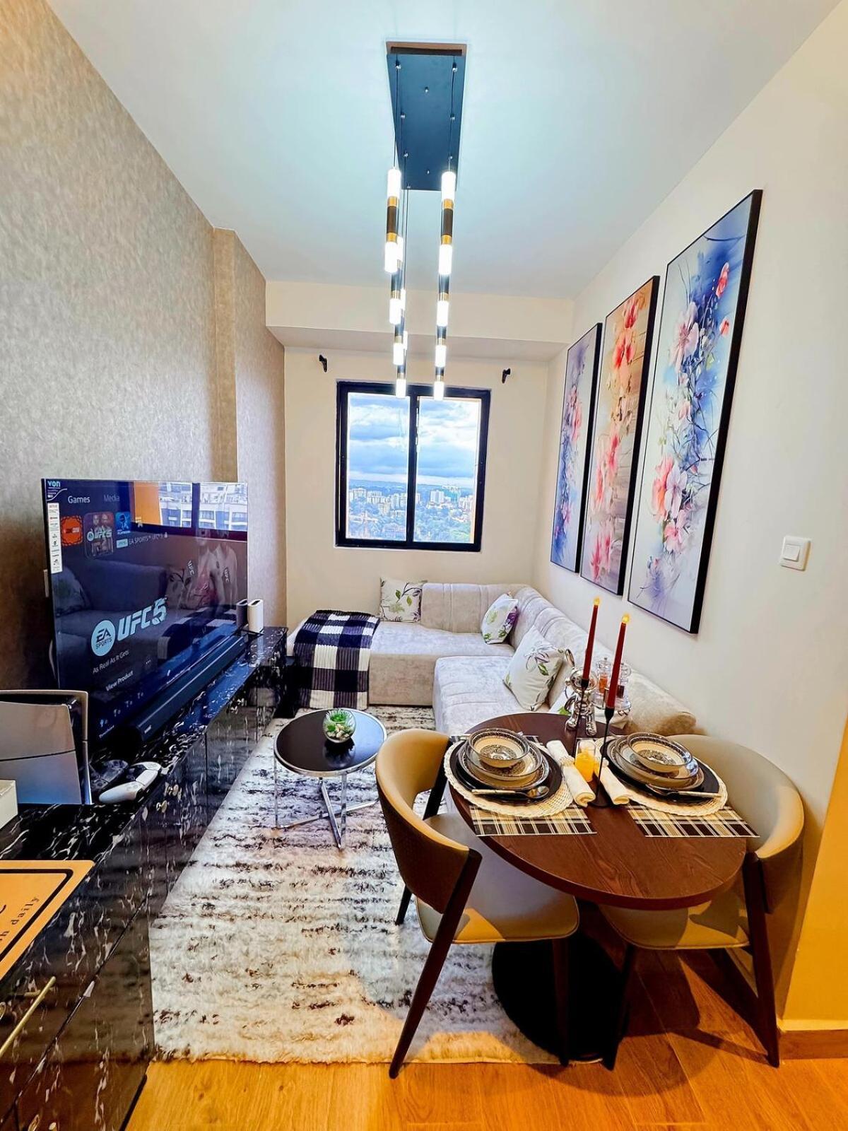 Cozy 1br Getaway, Gym, Pool & Convenience Nairobi