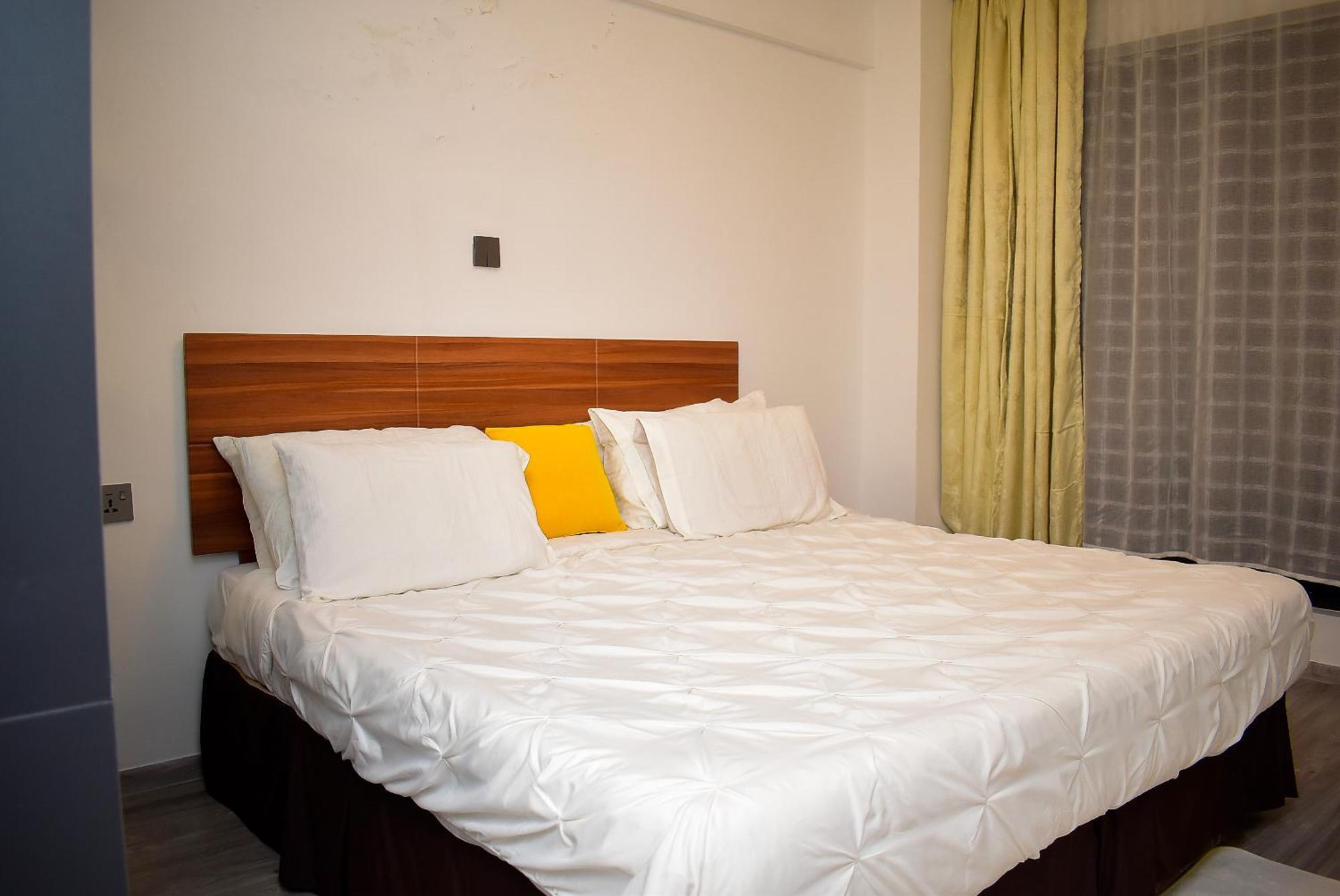Apartamento Quiet & Stylish Backup Power,wi -fi ,secure Parking