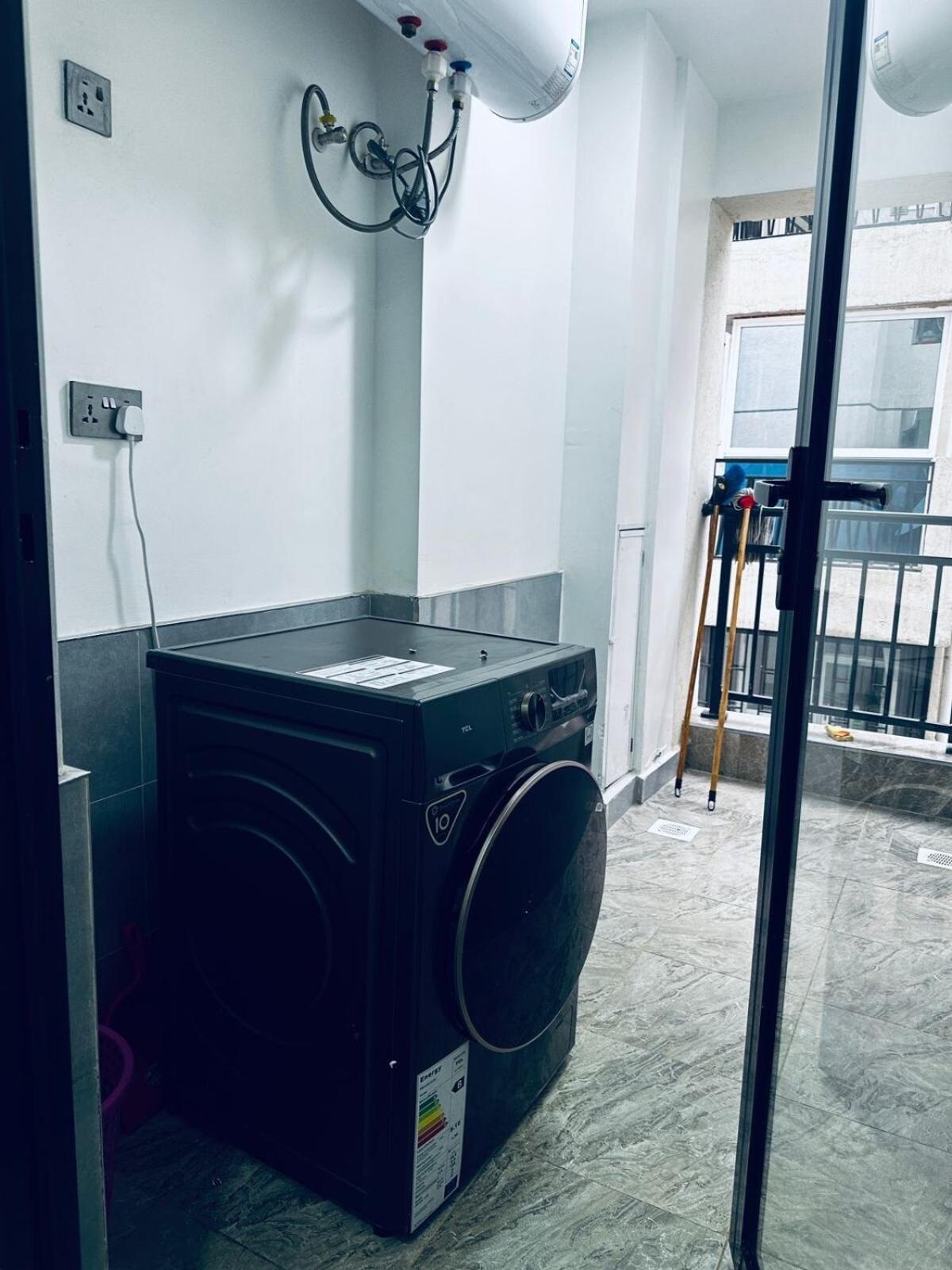 Apartment Urbanhost Airbnbs