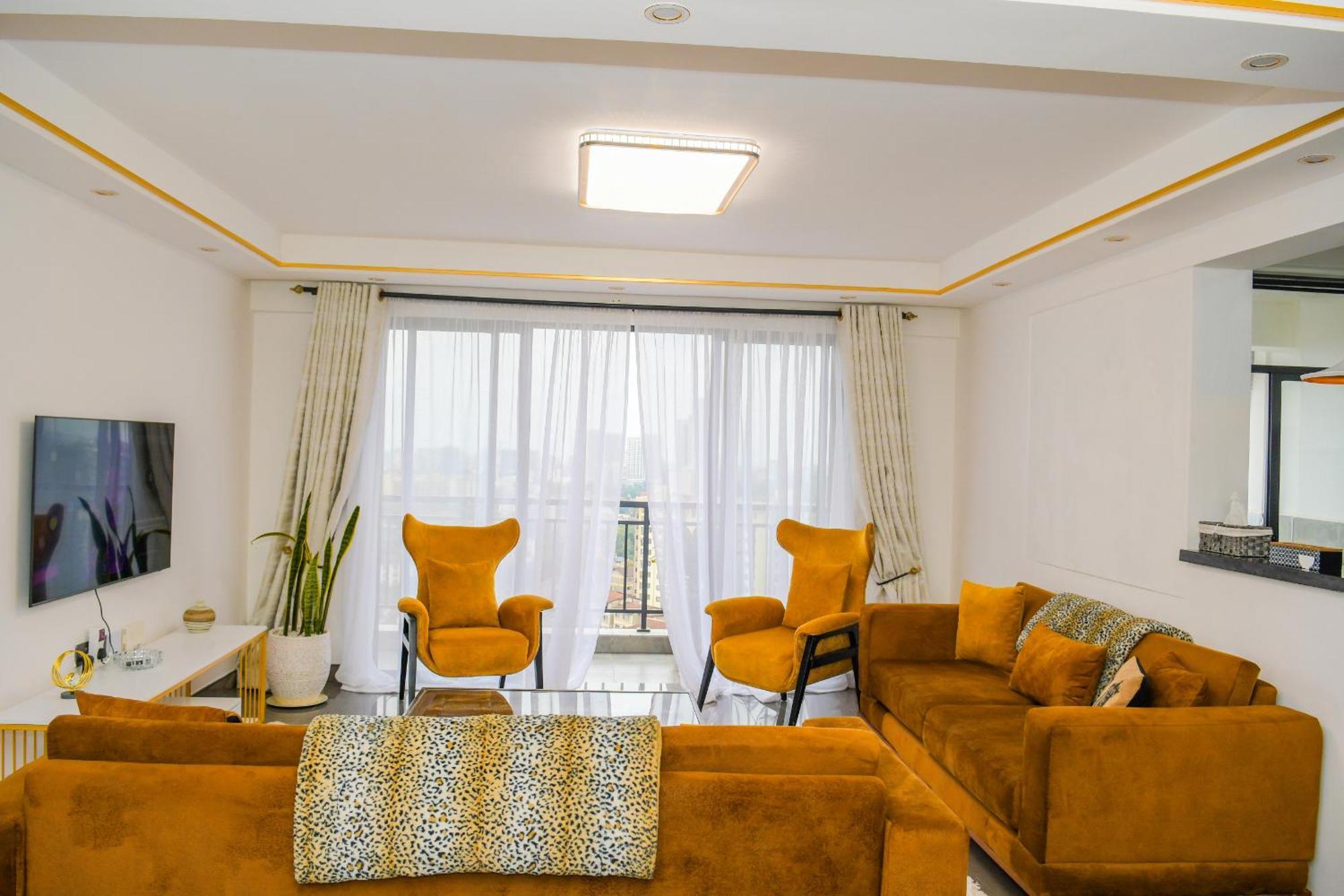 Comfort Three Bedroom With Servant Quarter, Gym ,children Play Area ,rooftop Football Pitch, Coffee House, Restaurants, Garden And Amazing Scenic Views In Kileleshwa Apartment