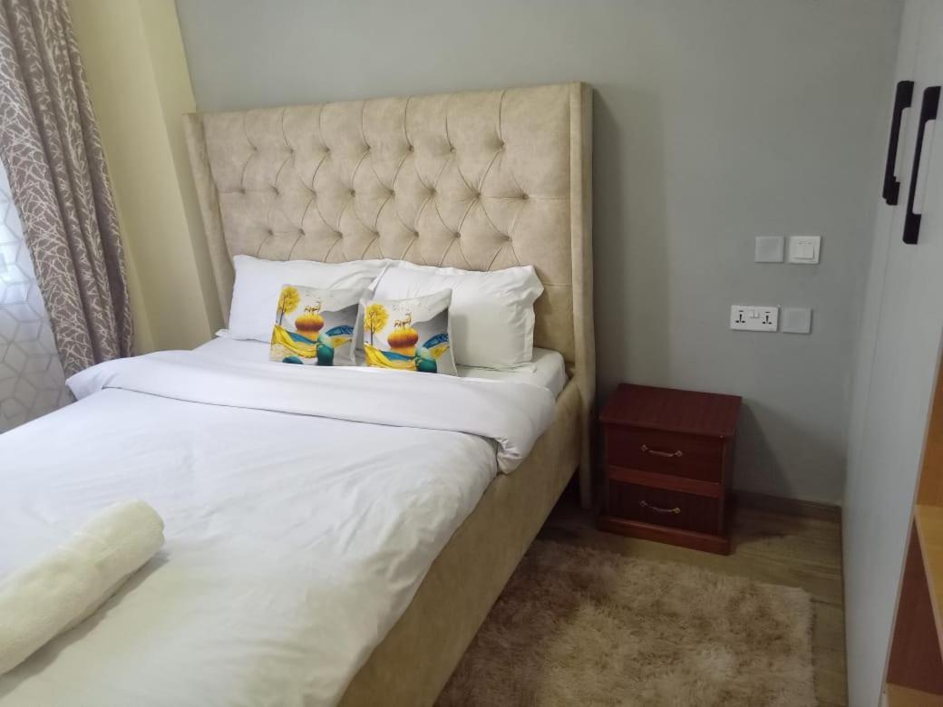 Smart Furnished Two Bedroom With Swimming Pool, Fully Equipped Gym, Private Parking Space ,children Playground And Unbeatable Scenic Views Apartment Nairobi