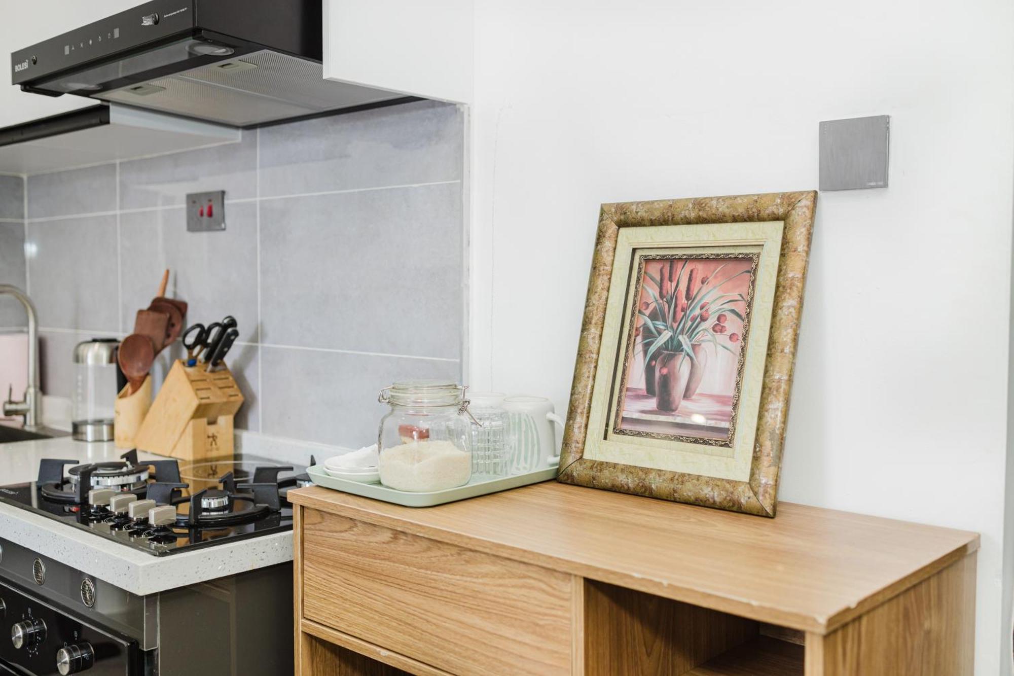 Modern Urban In Prime Kilimani Apartment Nairobi
