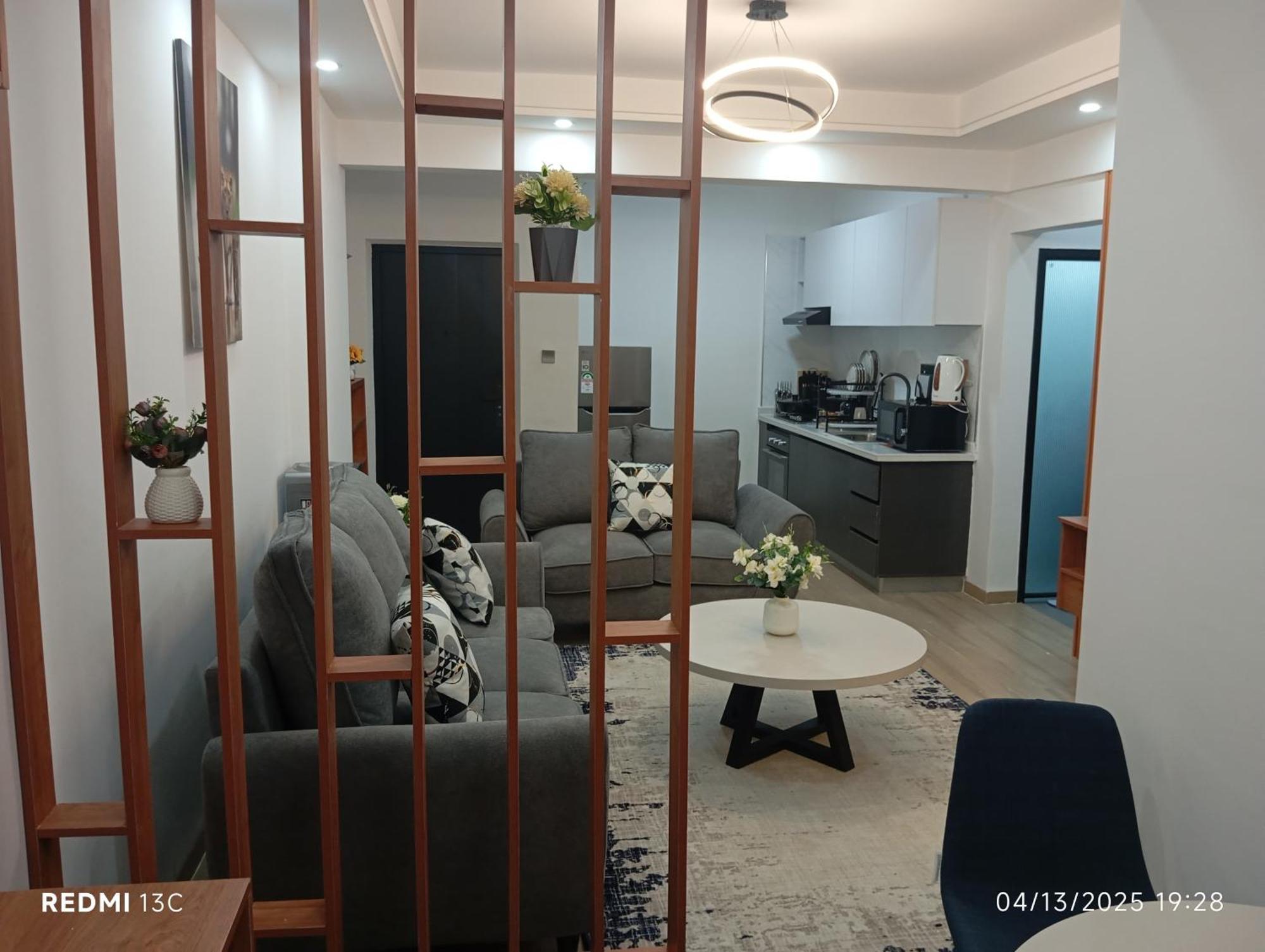 Modern Heights Apartment *