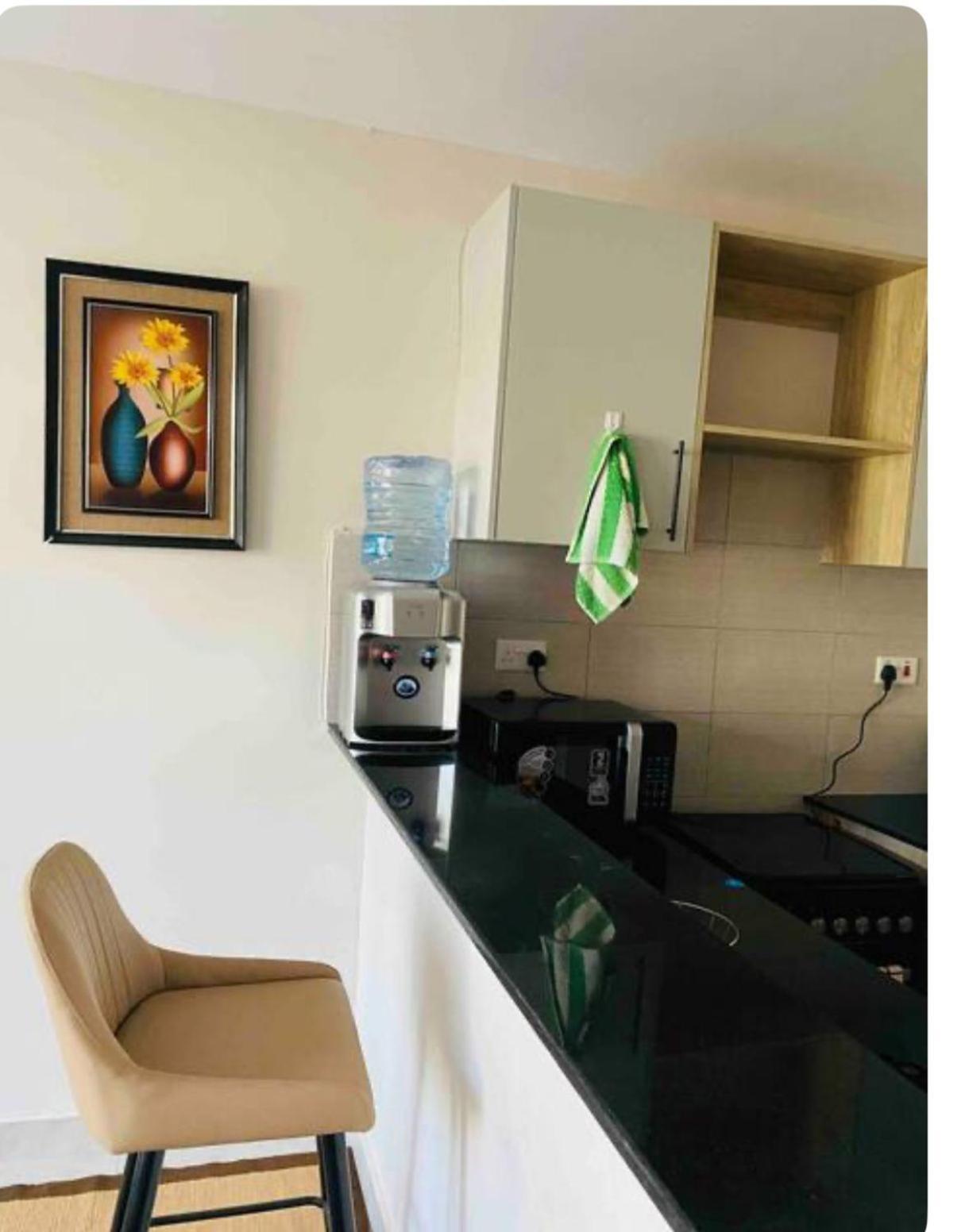 One Bedroom - The Aviv Near Ksg *