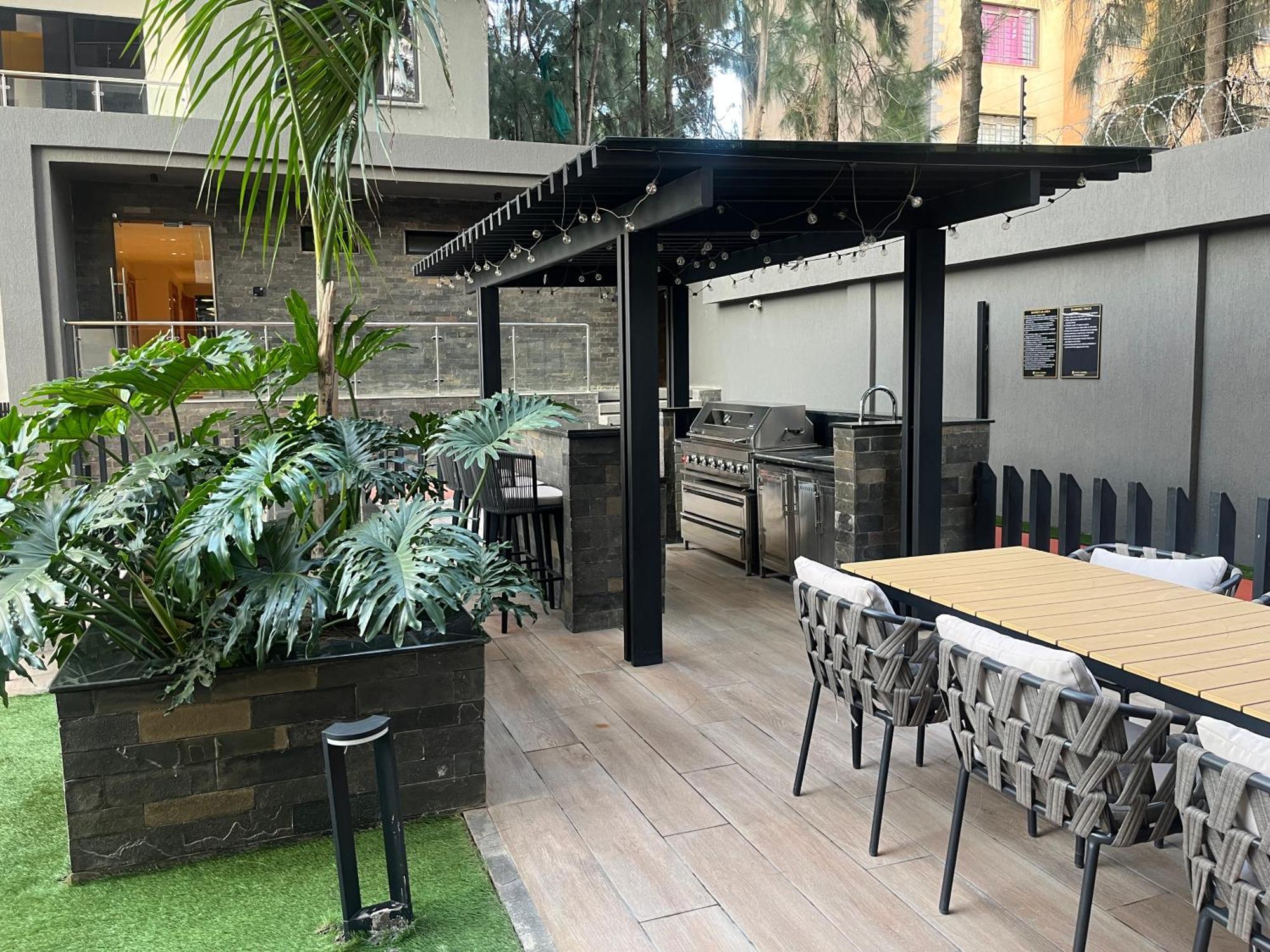 Wilma Towers Kilimani Heated Pool Sauna Steam Gym Apartamento *