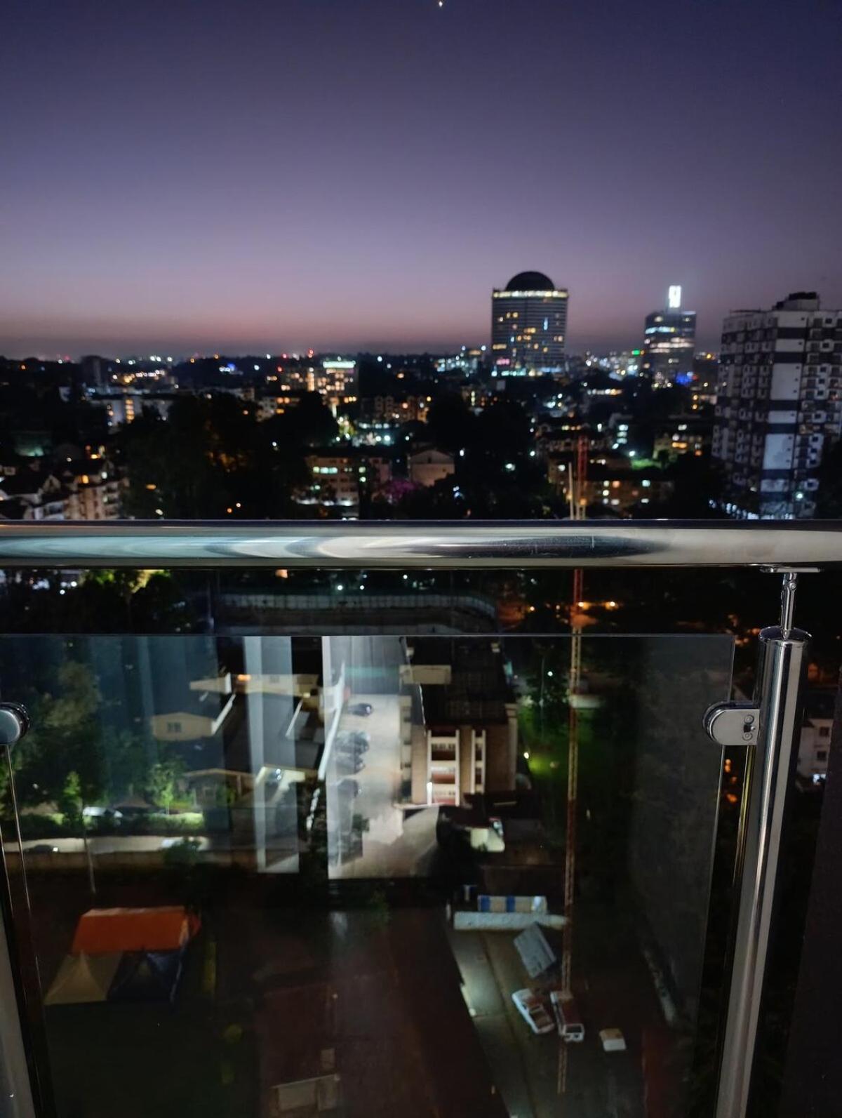 1bed With Rooftop Pool Gym And Scenic Views In Westlands Apartamento