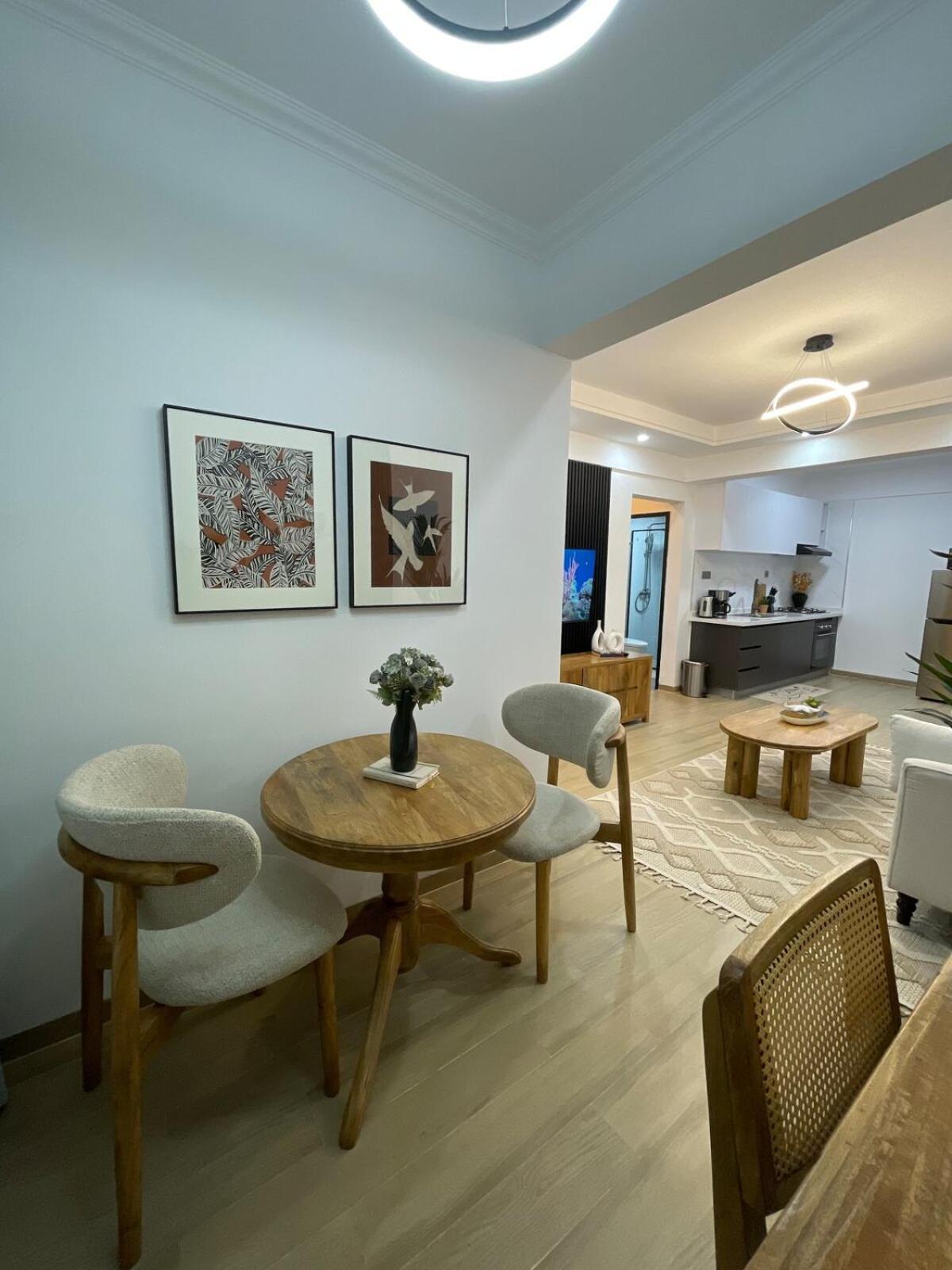 1bed With Rooftop Pool Gym And Scenic Views In Westlands Nairobi