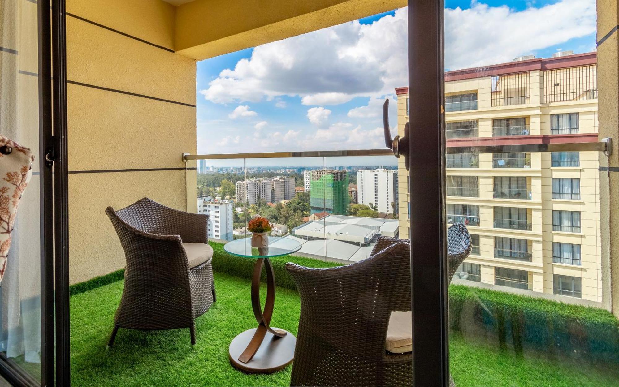 Apartamento 3 Bedroom Penthouse Luxury With Pool, Gym And Play Ground For Families In Kilimani Nairobi