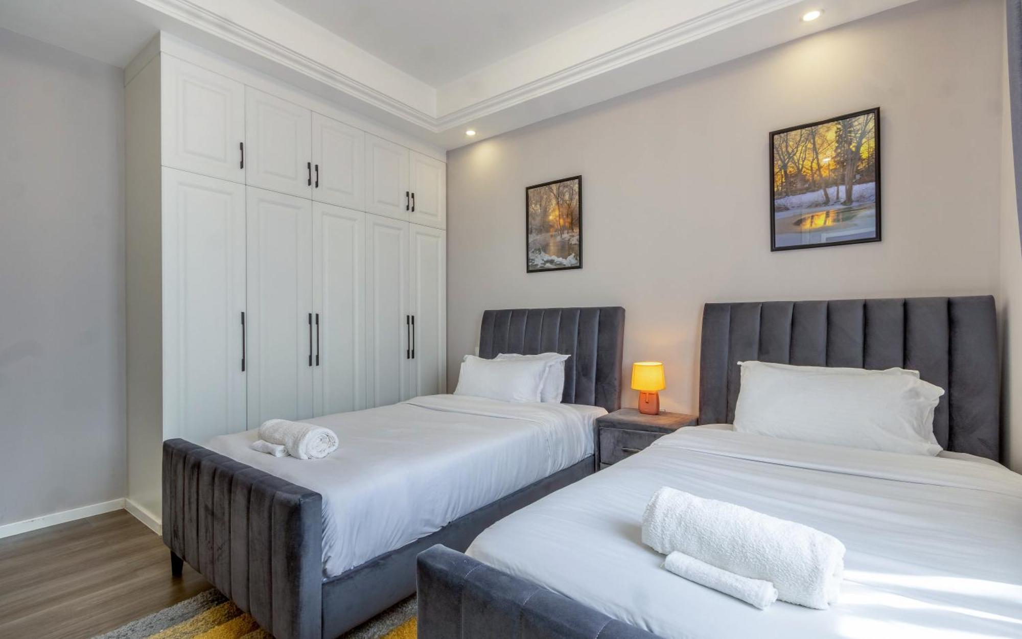 3 Bedroom Penthouse Luxury With Pool, Gym And Play Ground For Families In Kilimani Nairobi