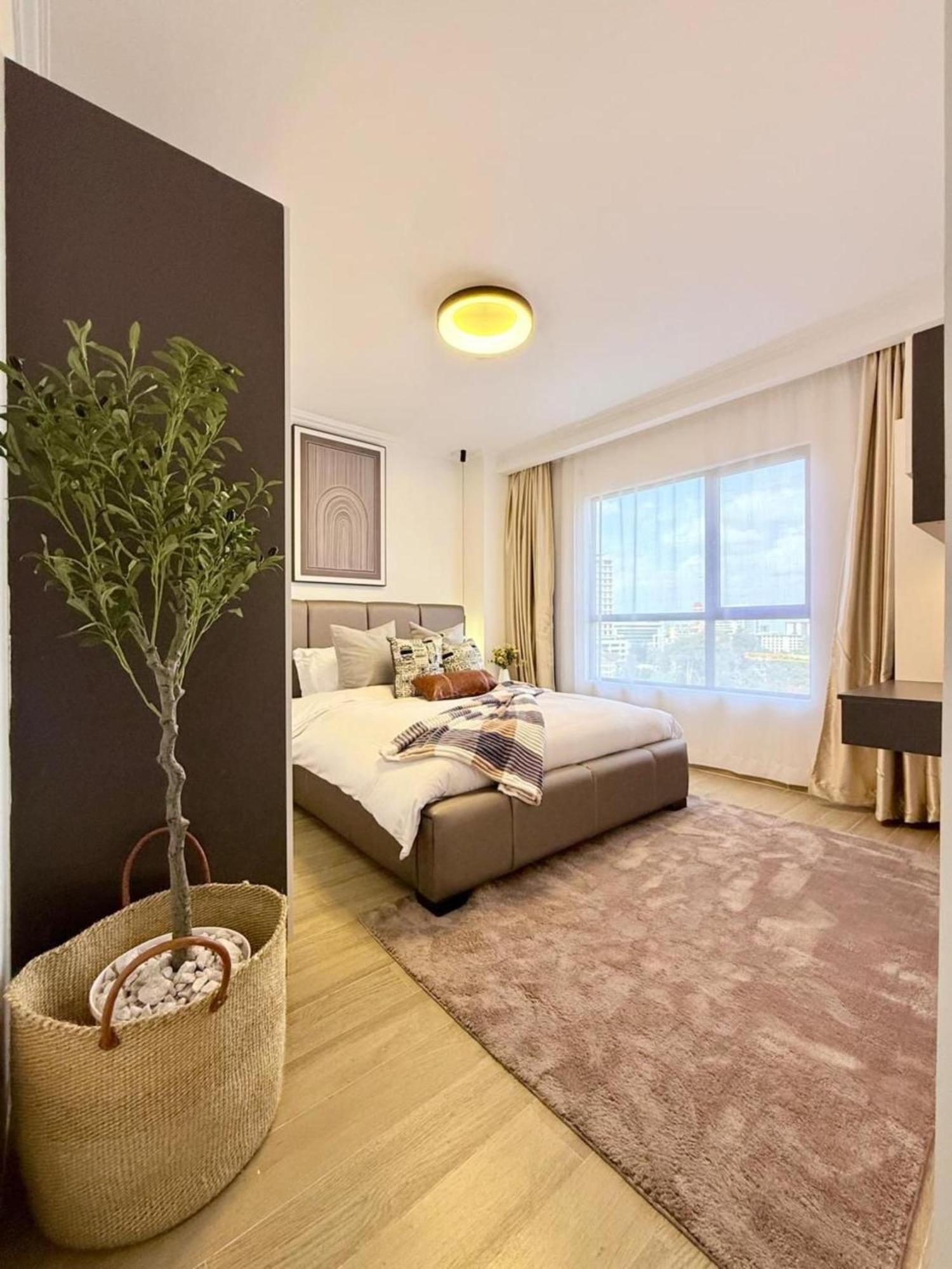 One & Two Bedrooms - Marina Bay Westlands *
