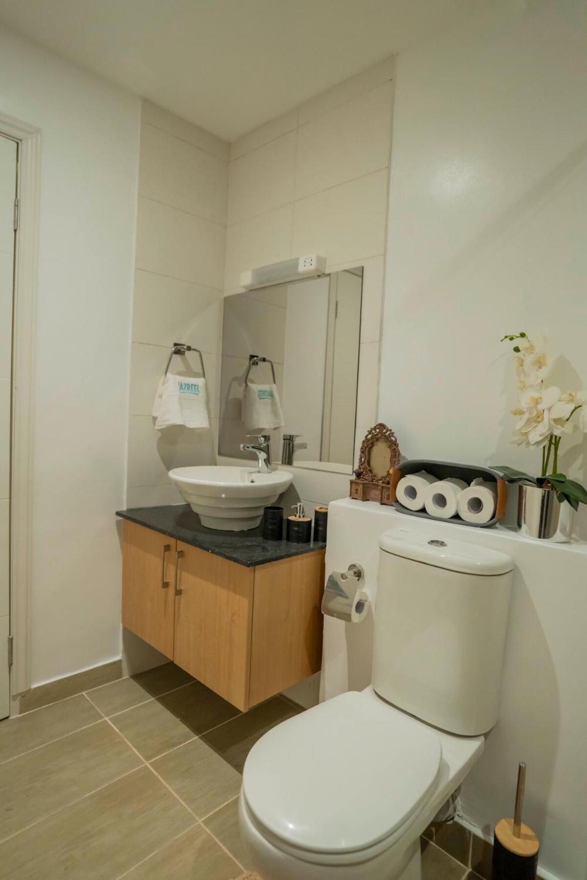 Apartment Stylish Getaway 2br Pooltable *