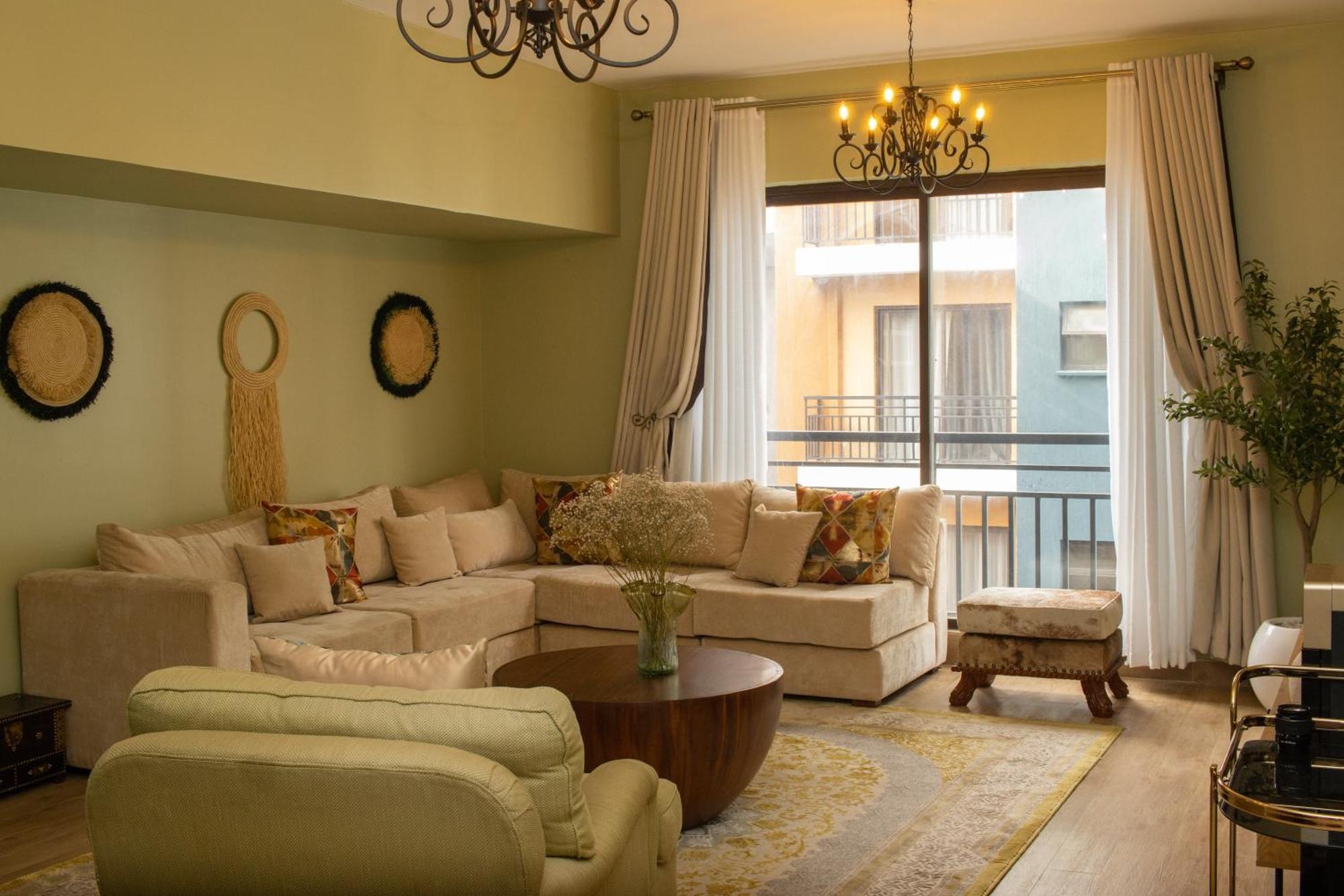 Stylish Getaway 2br Pooltable