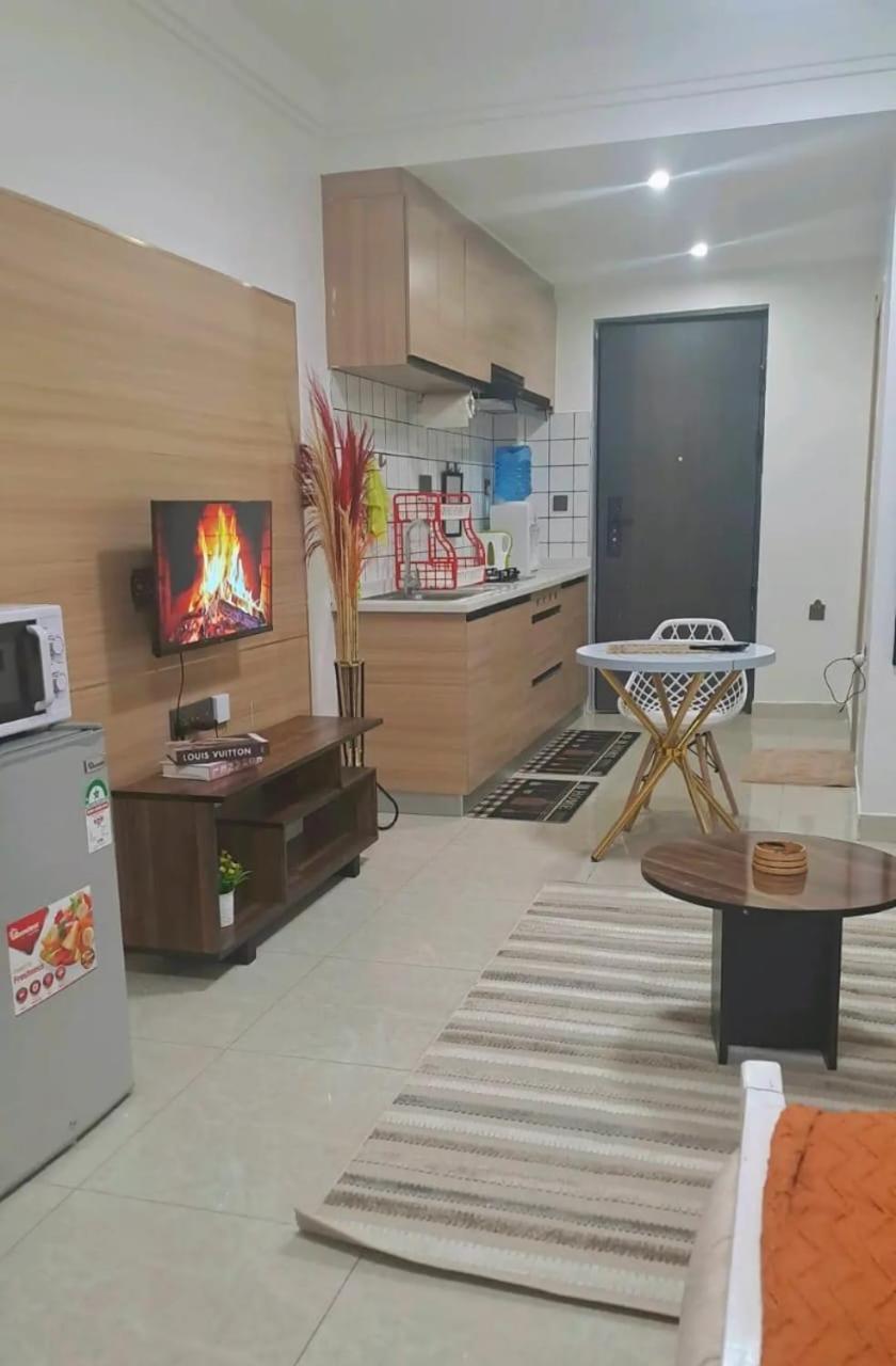 Cyrihomes Apartment