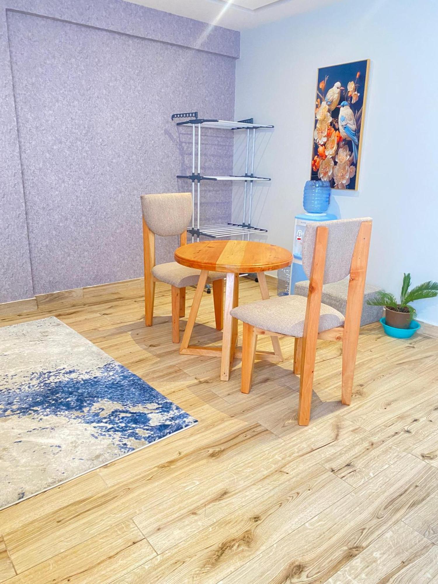 Beautiful One Bedroom In Westlands Apartment *