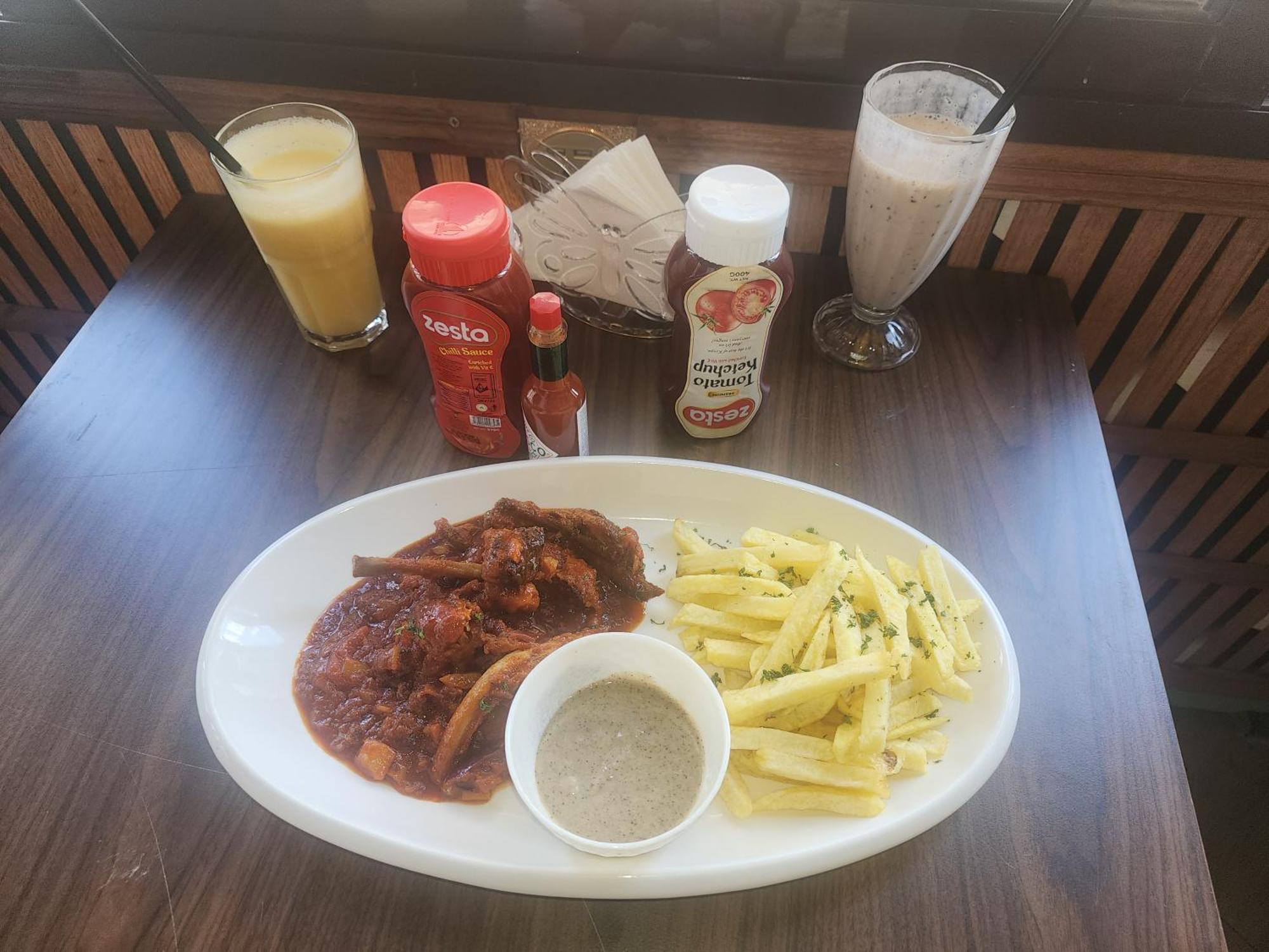 Godown Grill & Lounge *