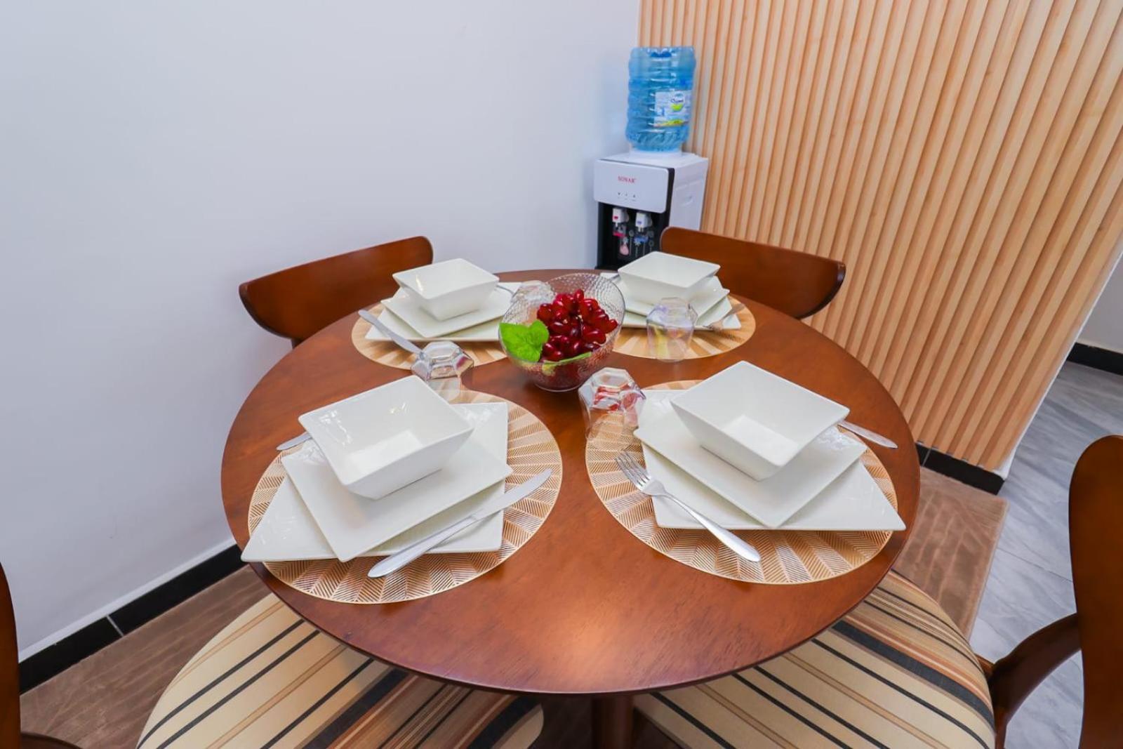 Modern Retreat With Swimming Fully Equipped Gym Private Parking Space And A Relaxing Rooftop With Amazing Views Nairobi