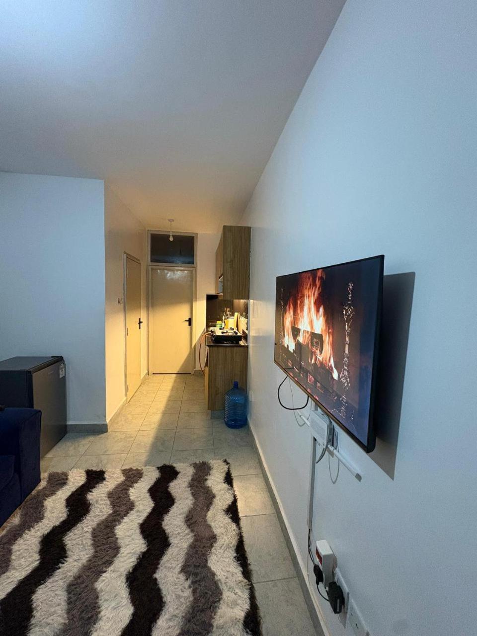 Tsavo Apartment *