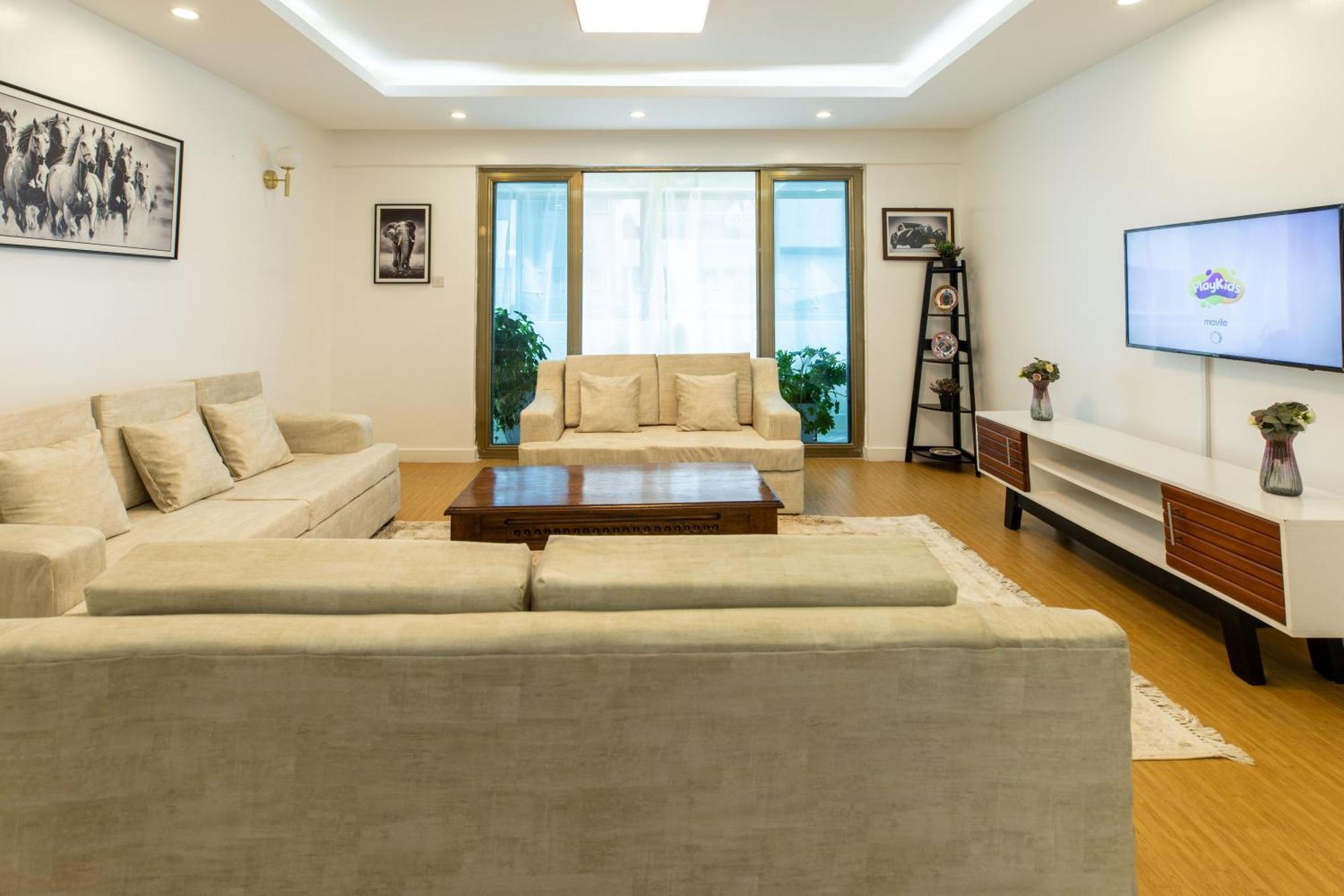 Tarrow E1 *