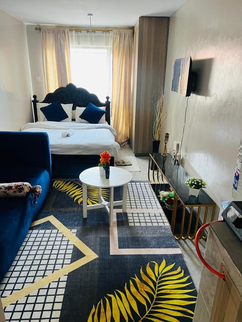 Cozy 121 *