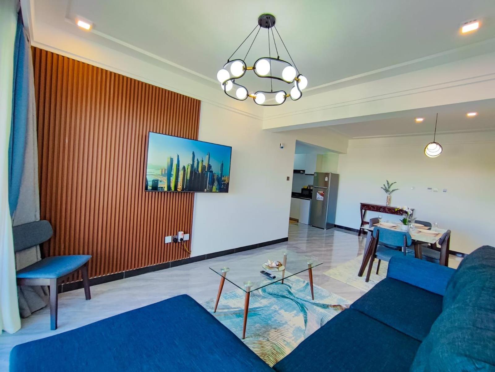 Apartment The Beautifully Furnished In Kilimani Near Yaya Center ,close Proximity To Major Shopping Malls ,restaurants With Luxurious Modern Facilities *