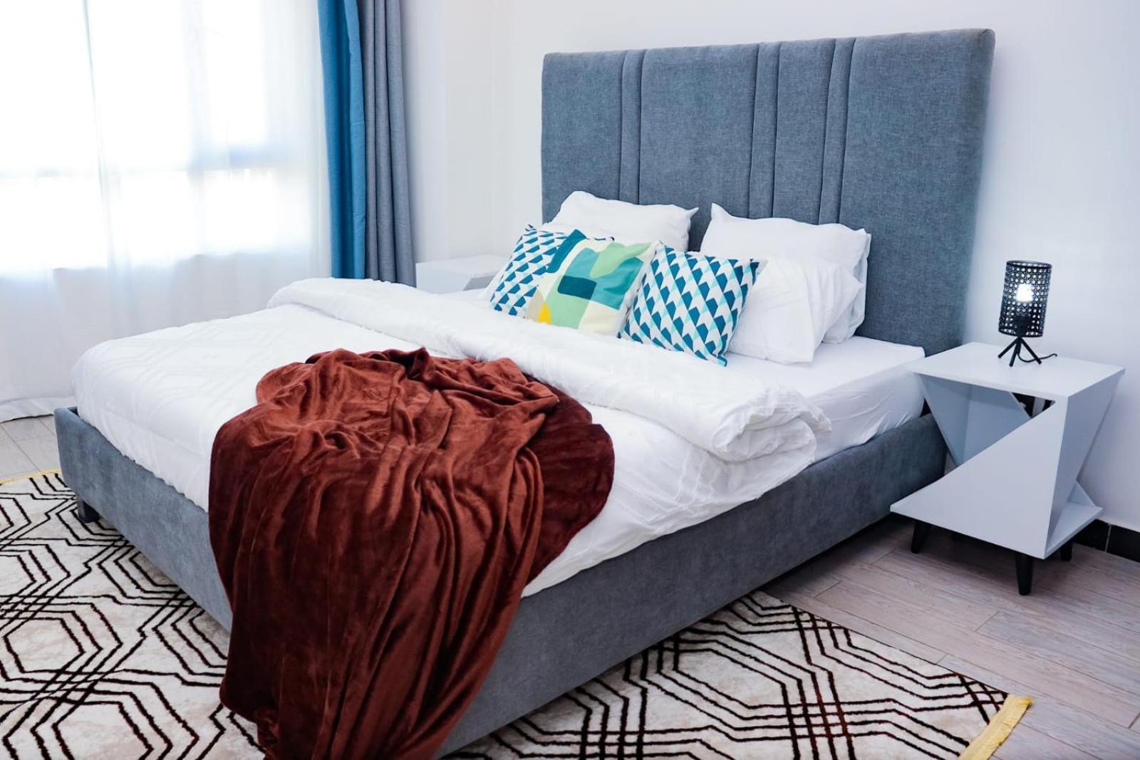 The Beautifully Furnished In Kilimani Near Yaya Center ,close Proximity To Major Shopping Malls ,restaurants With Luxurious Modern Facilities