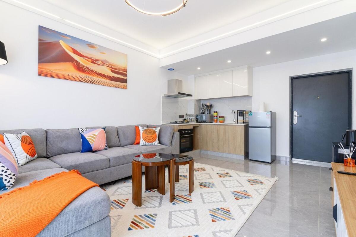 Riara One Residency, Gym, Heated Pool & Views * Nairobi