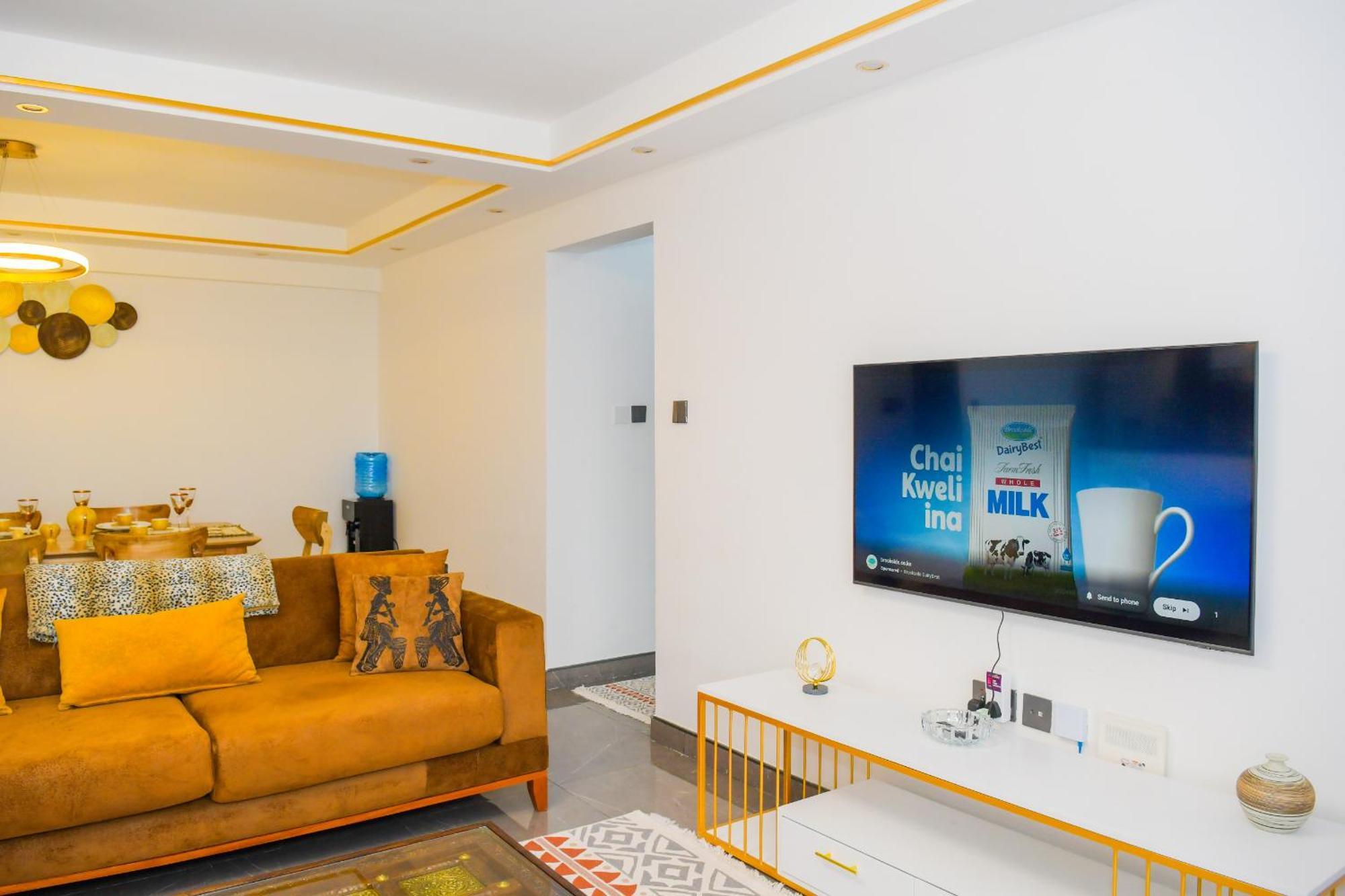 Executive Three Bedroom With Dsq , Gym, Children Play Area, Rooftop Football Pitch, Coffee House, Restaurant, Garden And Amazing Scenic Views In Kileleshwa Apartment