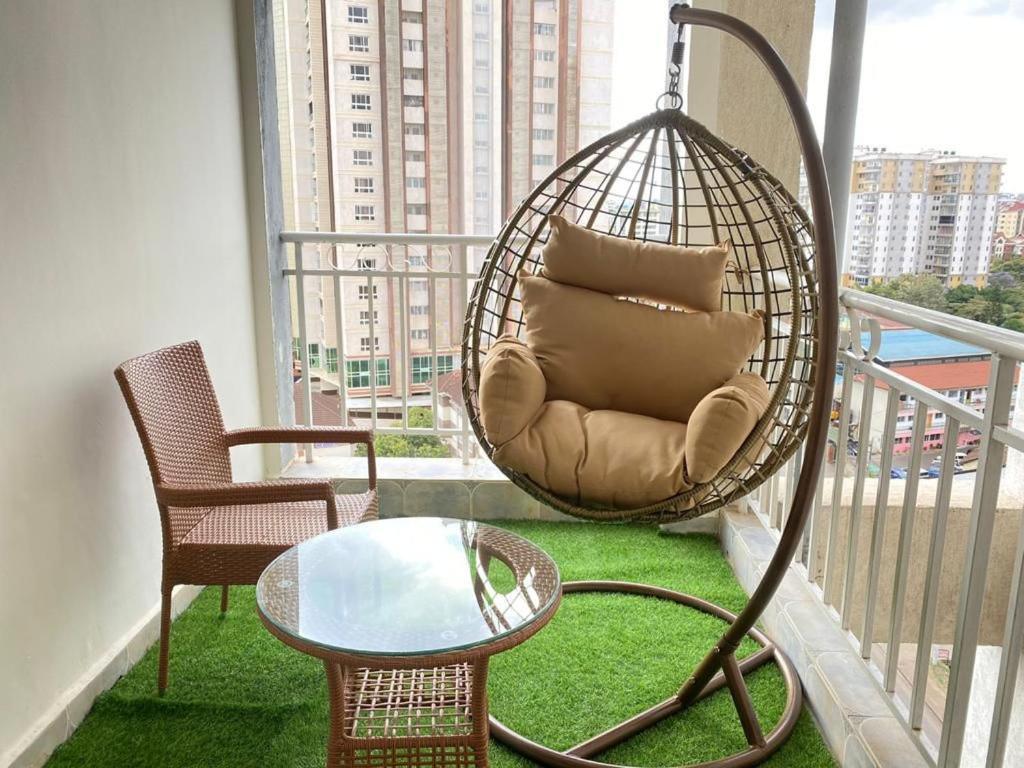Celestial Three Bedroom With Swimming Pool Fully Equipped Gym Ample Parking Space Children Playing Ground And Amazing Scenic Views In Kilimani * Nairobi