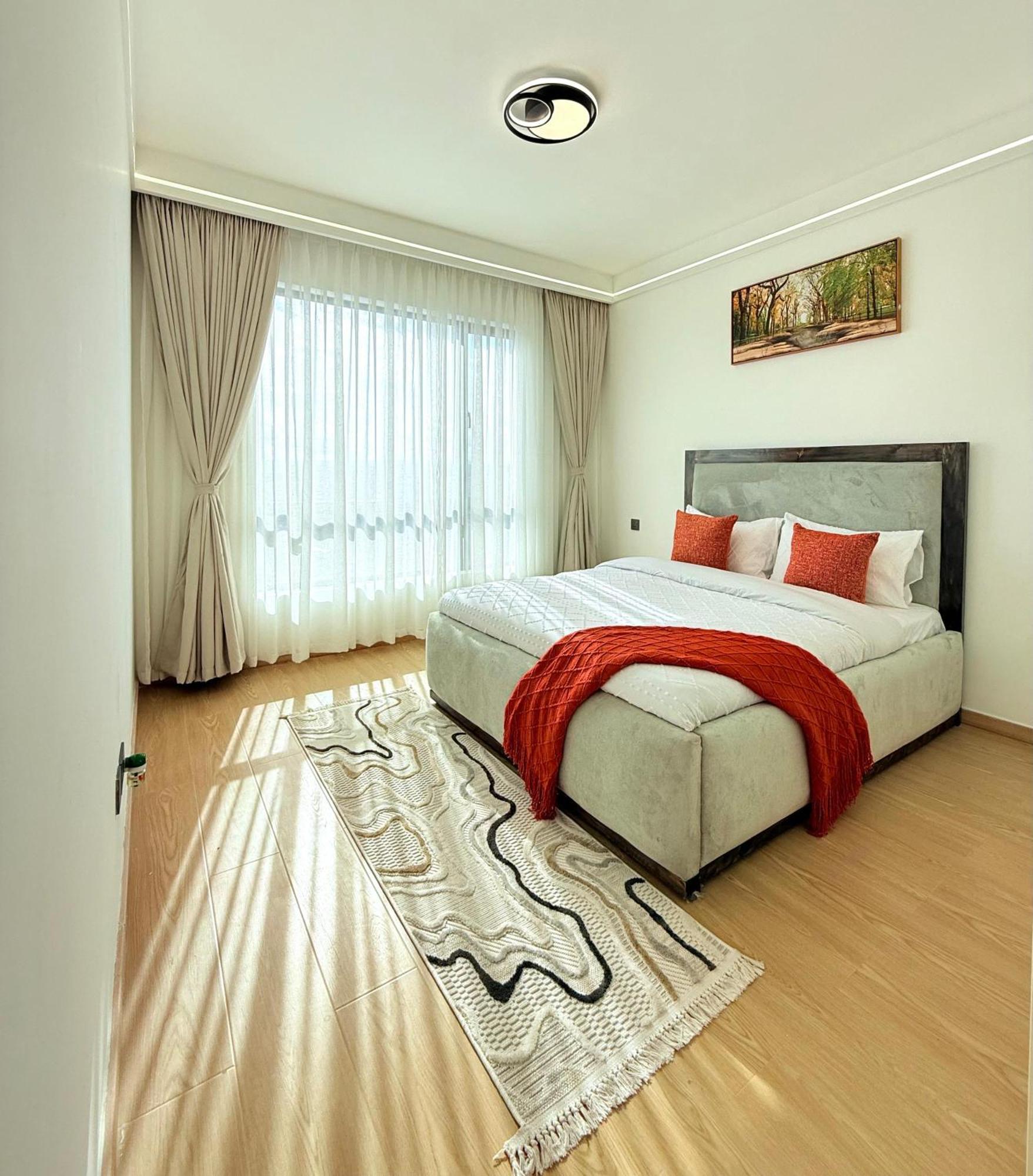 Executive Living Two Bedroom With Fully Equipped Gym Swimming Pool Children Playing Ground And Amazing Scenic Views In Lavington Apartment