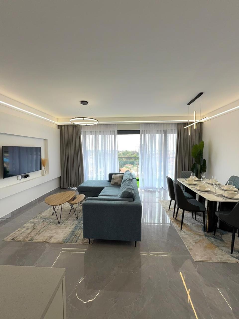 The Modern Executive Serene With Amazing Breathtaking Views ,fully Equipped Gym And Swimming Pool And Private Ample Parking Space In Lavington *