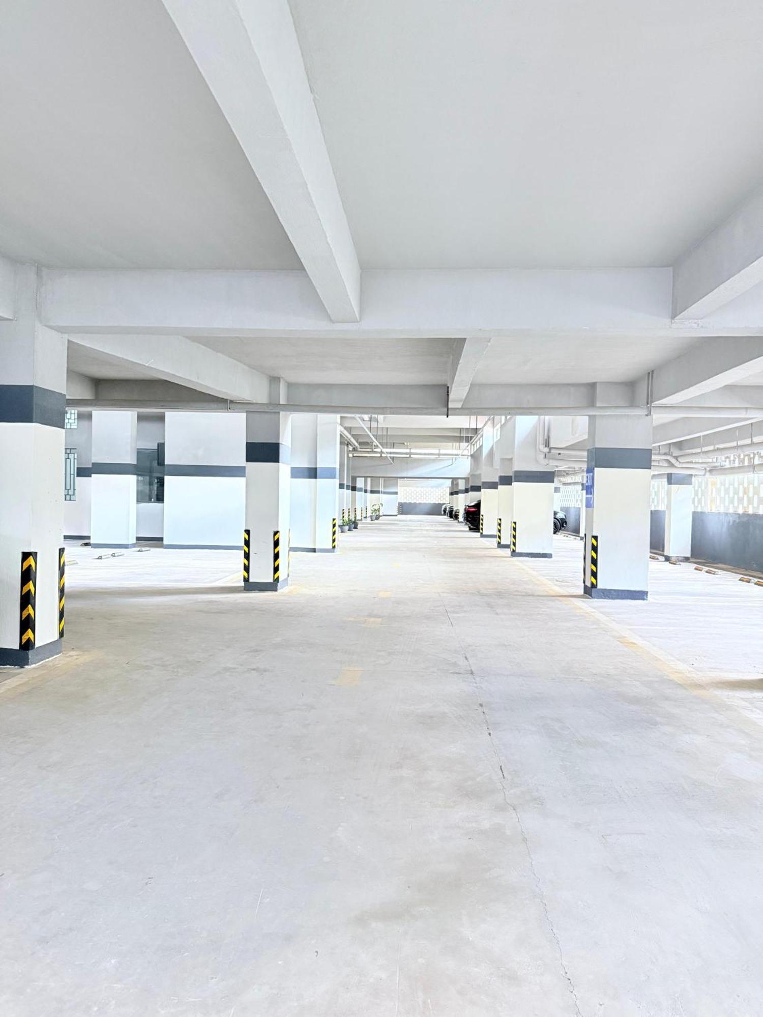 Apartment The Modern Executive Serene With Amazing Breathtaking Views ,fully Equipped Gym And Swimming Pool And Private Ample Parking Space In Lavington *