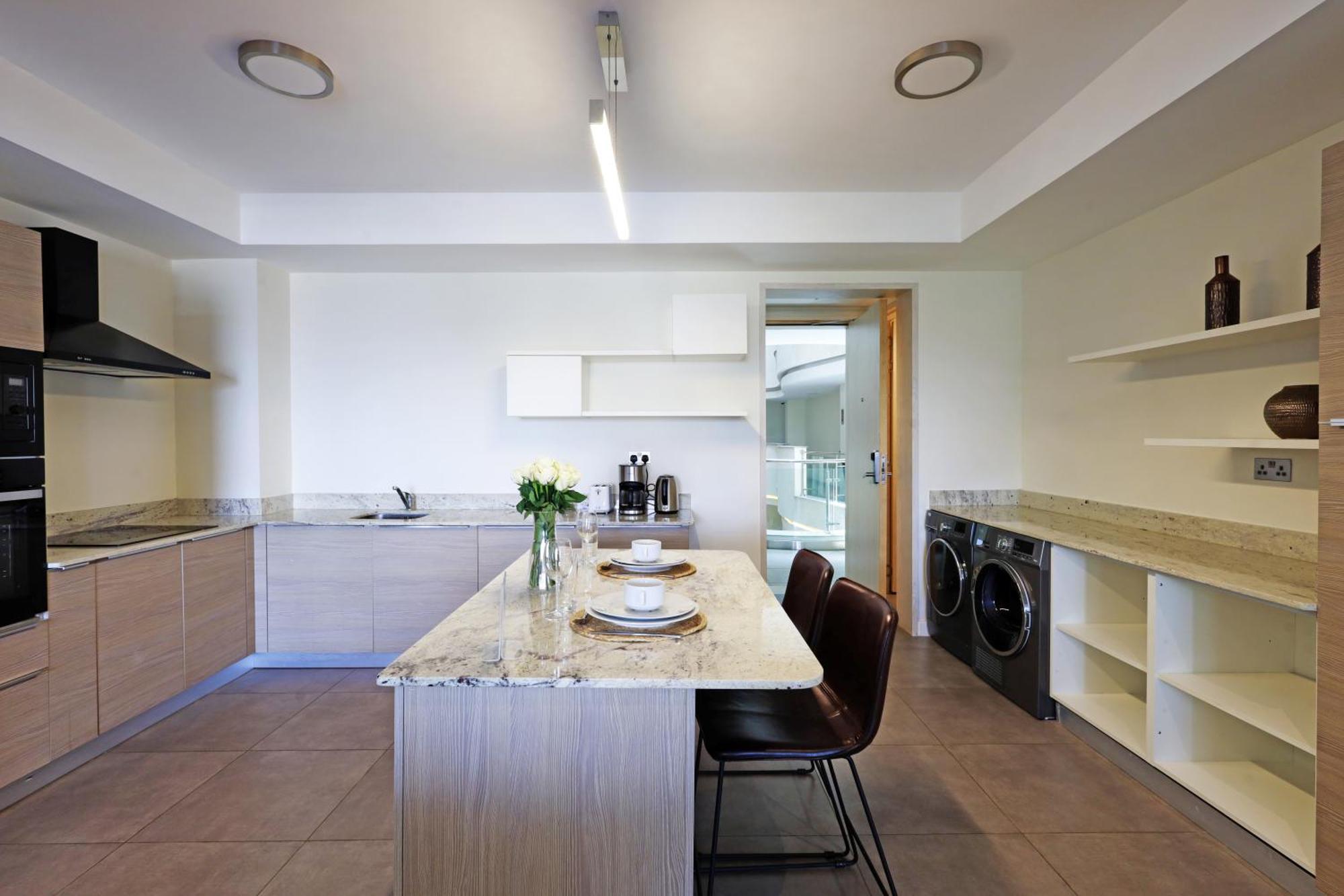 Apartment Capital M Blue Sapphire 1 Bed By Yourhost *