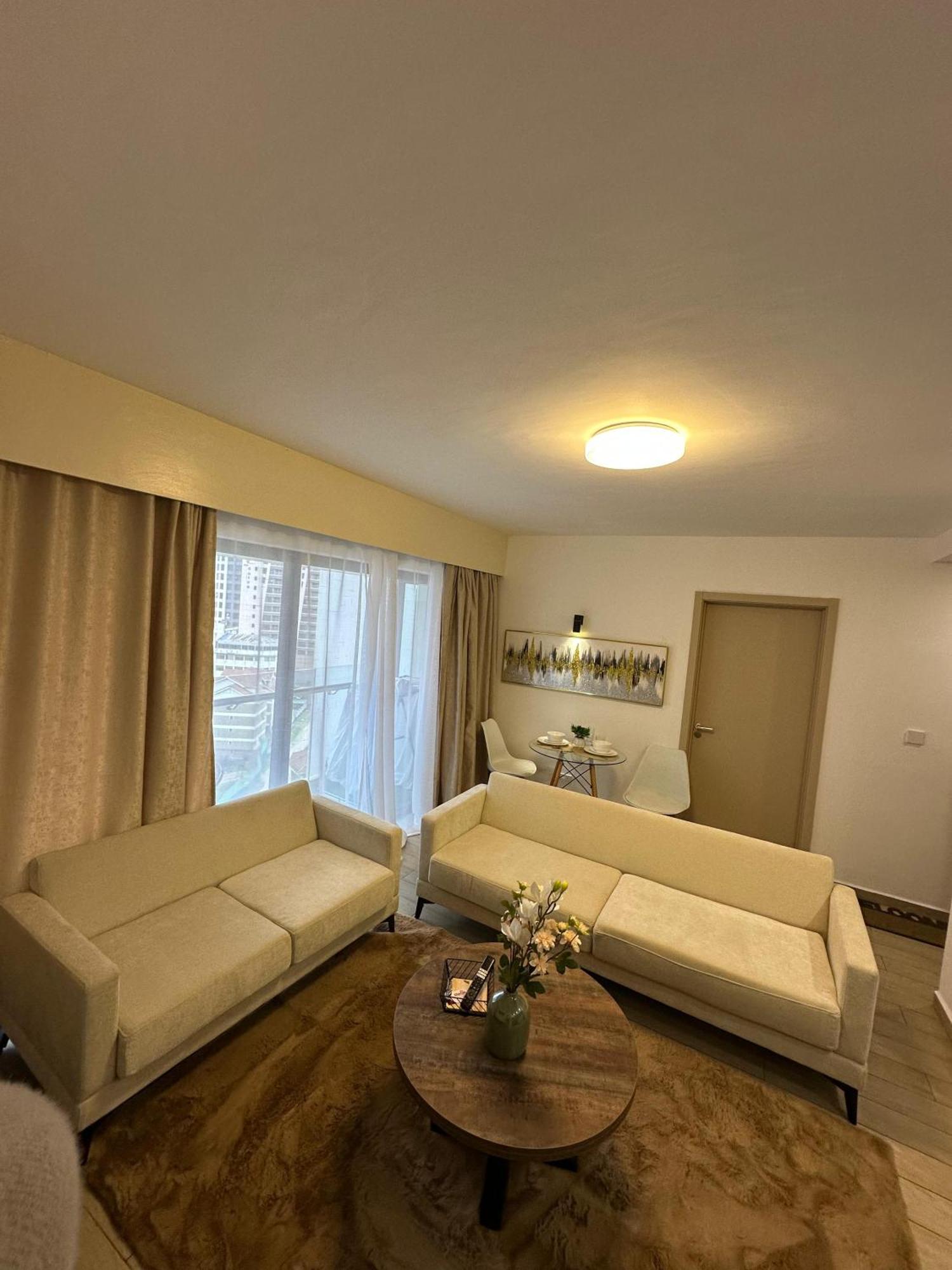 Elite Avocent Homes Southpark Apartment *