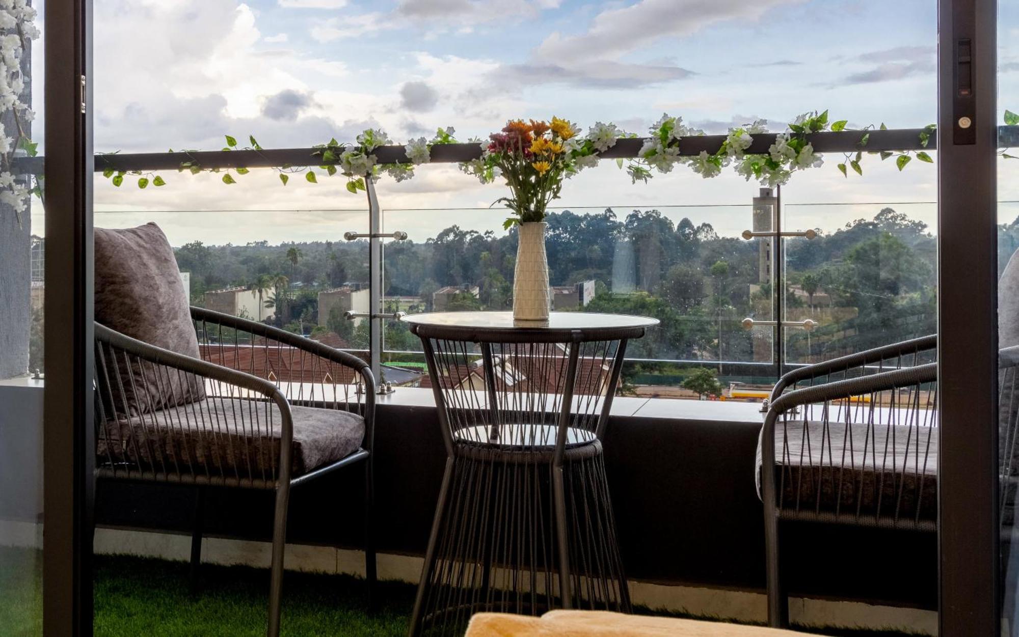 Apartment Riara Luxury, Pool, Gym, Junction Mall, Views, Skyline Nairobi