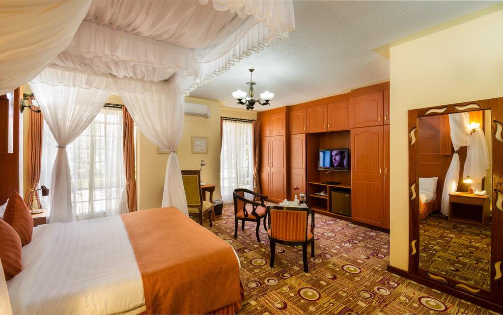 Hotel Karen Cold Springs Hotels