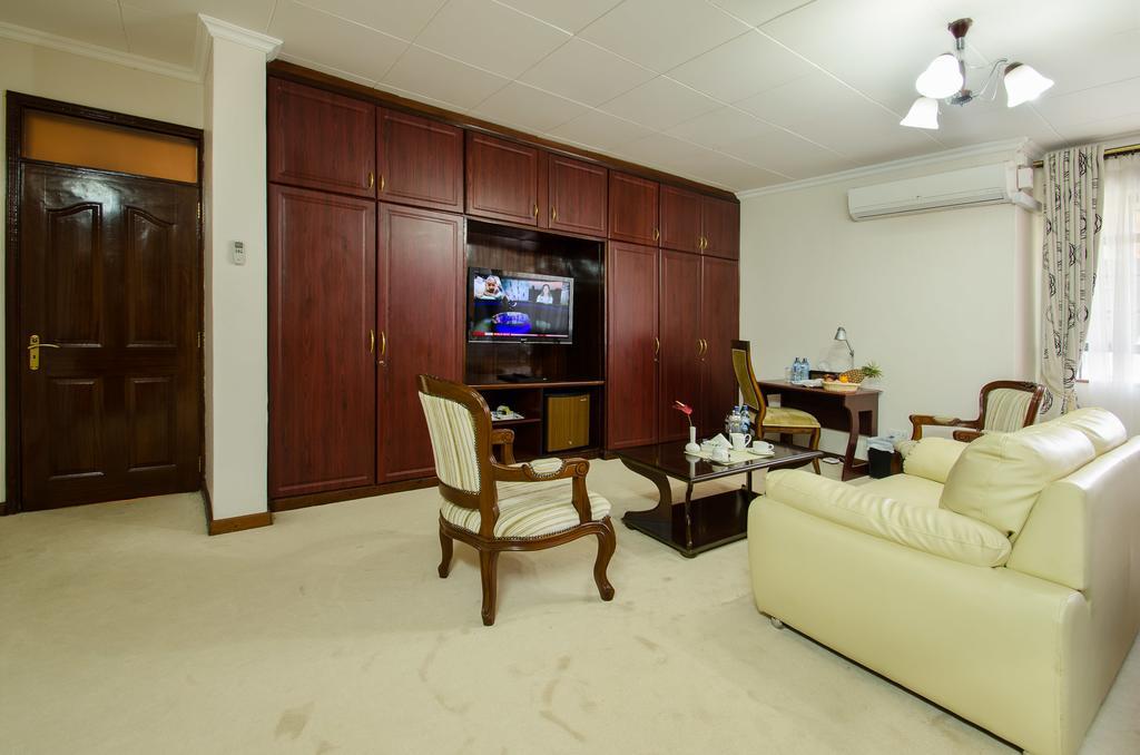 Karen Cold Springs Hotels Hotel 4*