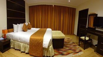 The Monarch 3*