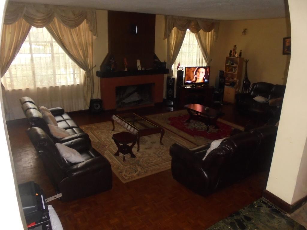 Homely Guest house *