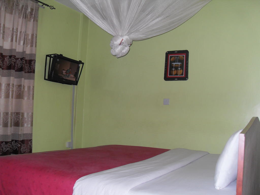 Hotel Oryx 3*