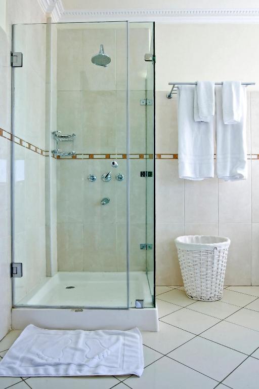 Gemsuites Serviced Apartments State House Aparthotel Nairobi