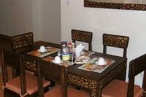 Fahari 3*