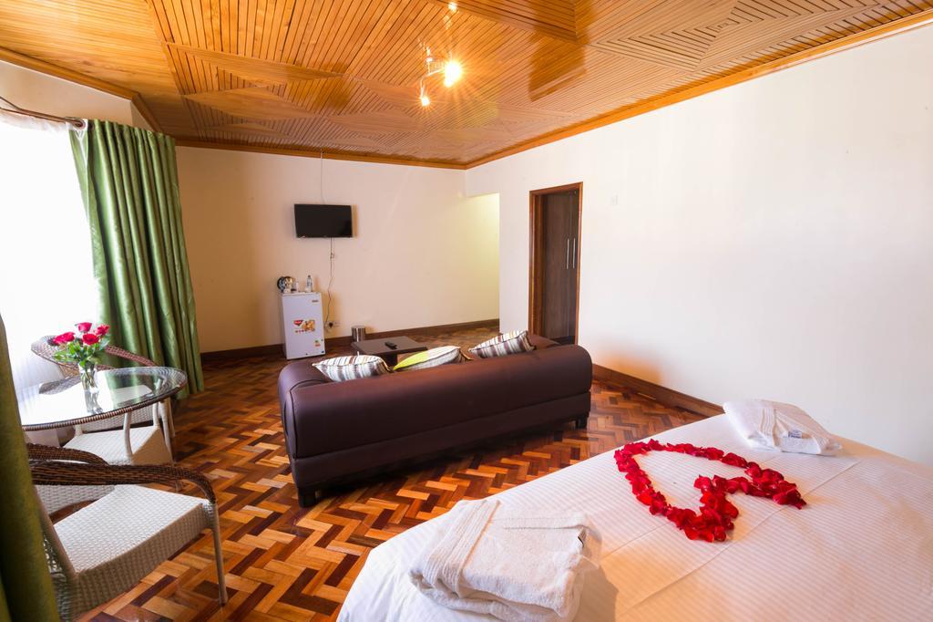 Guest house 215 Karen Garden 3*