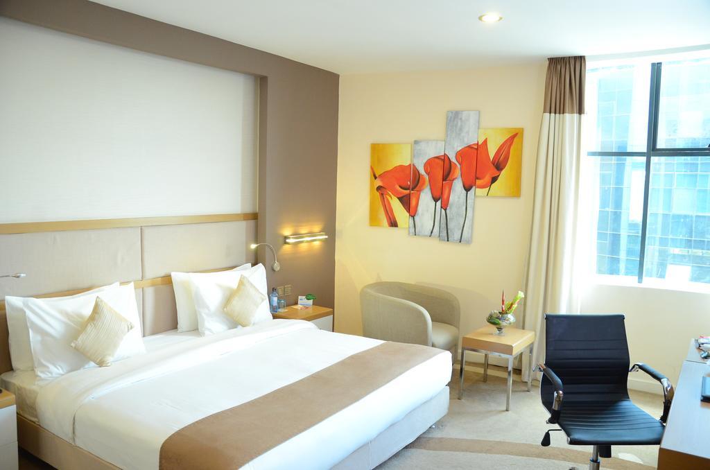 Prideinn Azure Westlands Hotel 4*