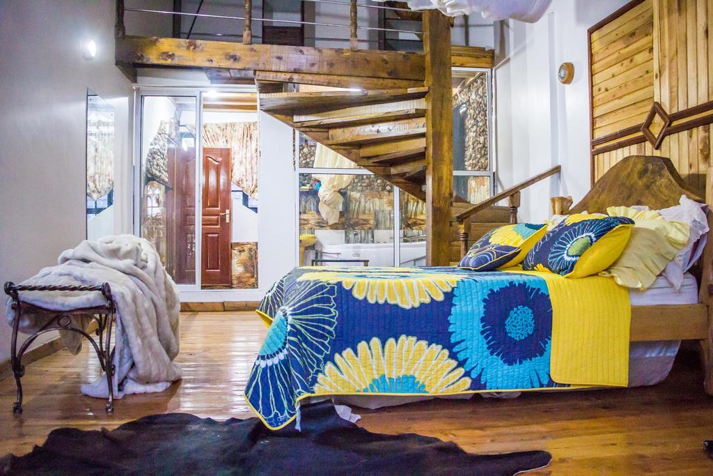 Runda Lofts