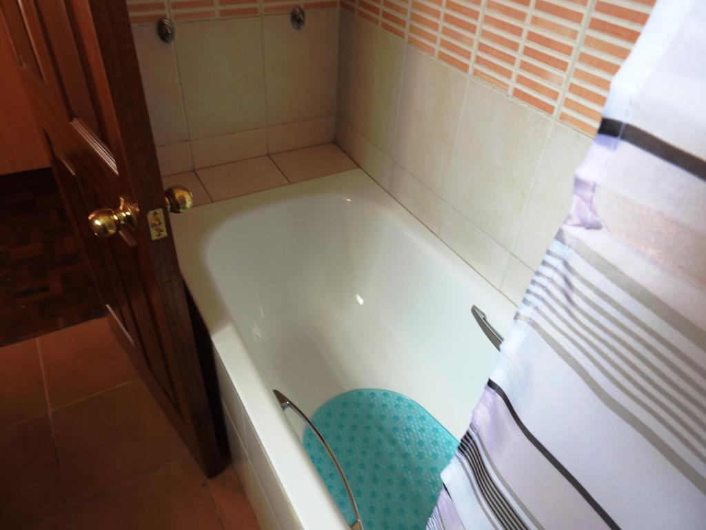 Gitanga Place Apartments, Valley Arcade Apartment *